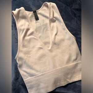 Ribbed crop tank